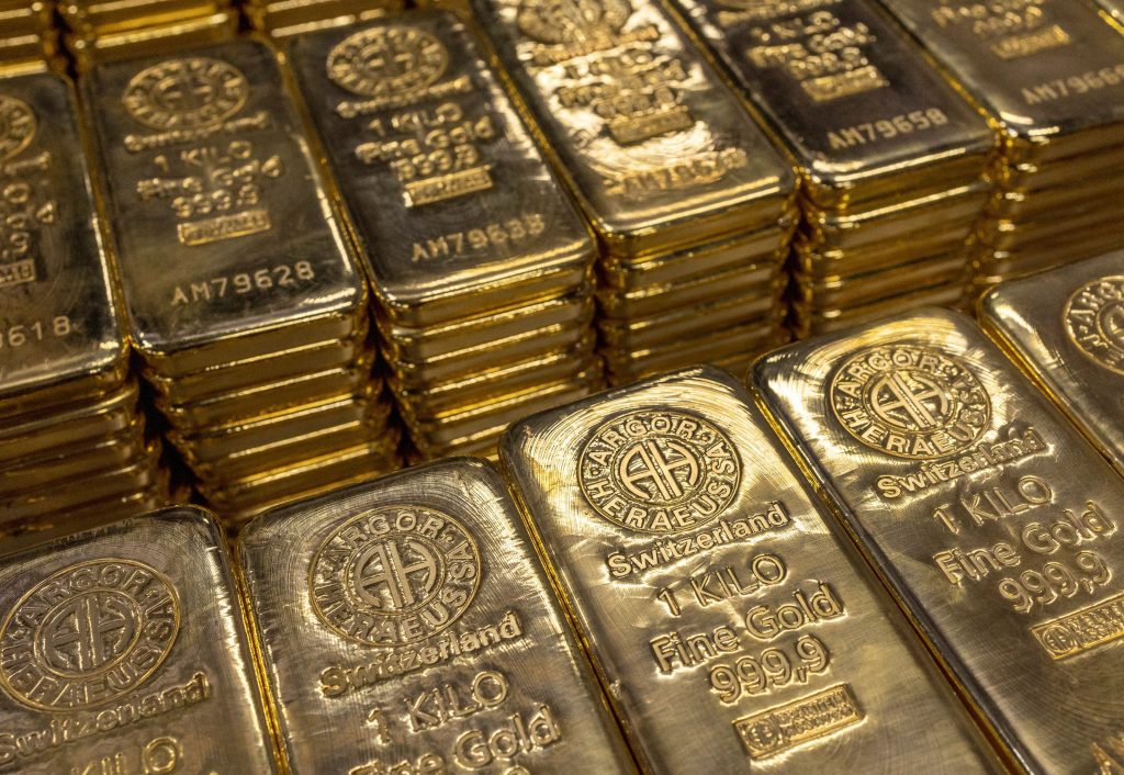 Why Investing in Gold is a Smart Way to Hedge Against Inflation?